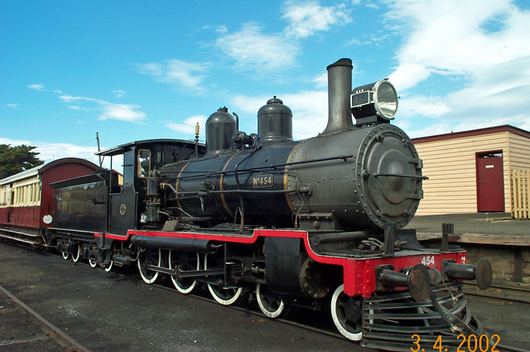 Preserved Steam Locomotives Down Under - PB15 454